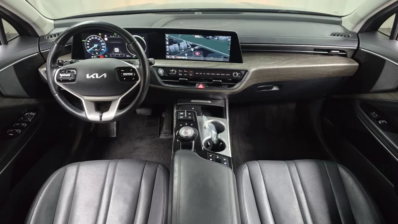 Kia K8