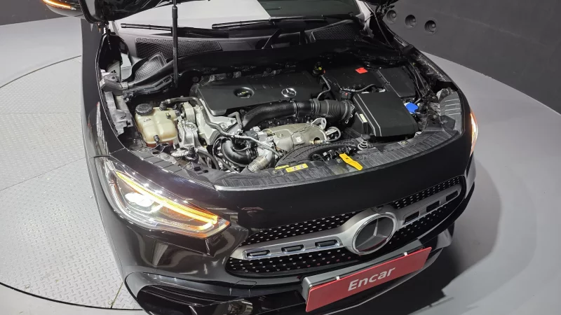 Mercedes-Benz GLA-Class