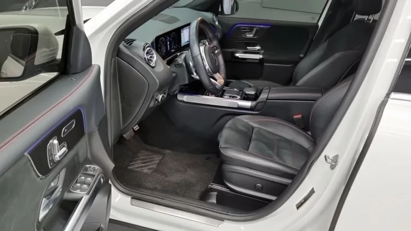 Mercedes-Benz GLB-Class