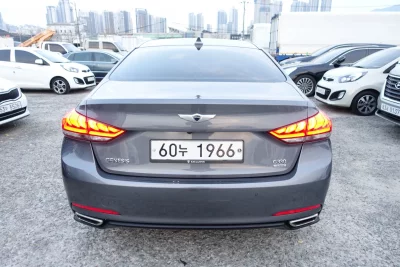 Hyundai Genesis