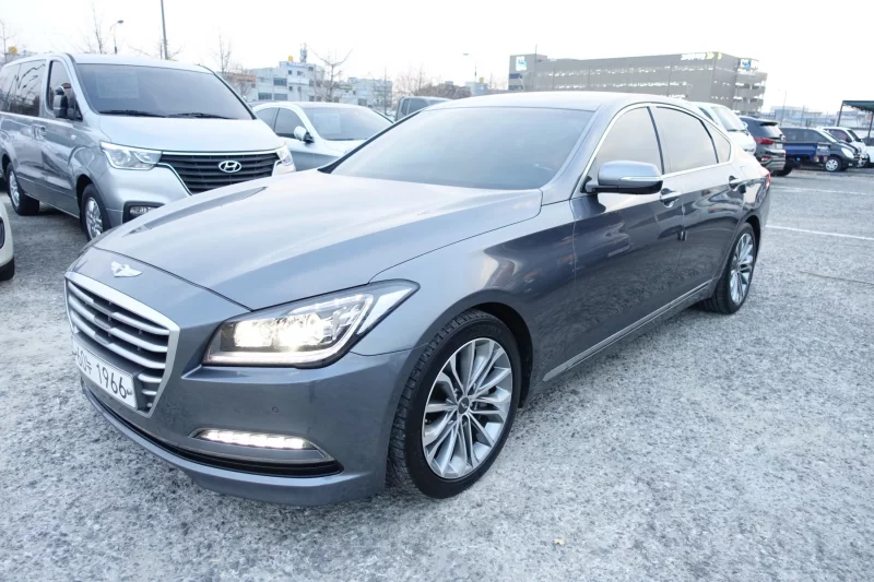 Hyundai Genesis