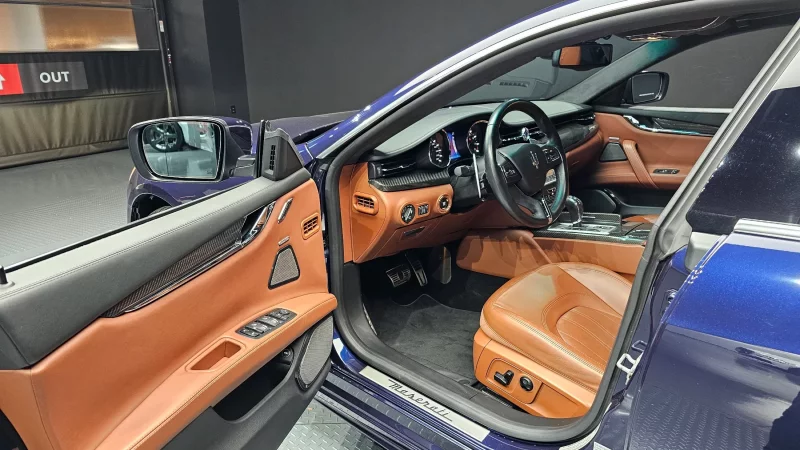 Maserati QUATTROPORTE