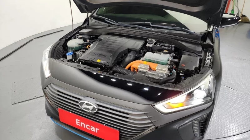 Hyundai Ioniq