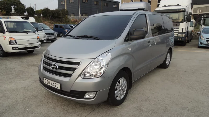 Hyundai Starex