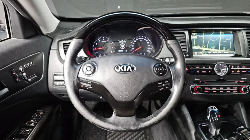 Kia K9