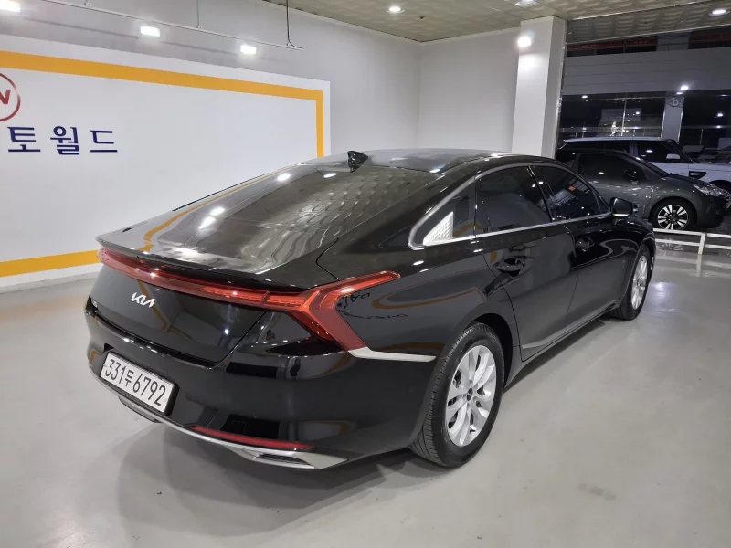 Kia K8