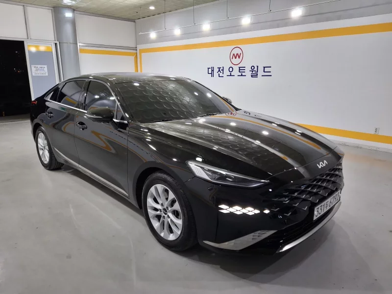 Kia K8