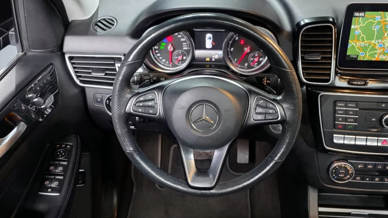 Mercedes-Benz GLE-Class