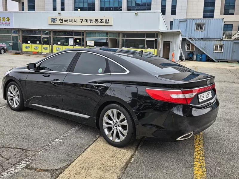Hyundai Grandeur