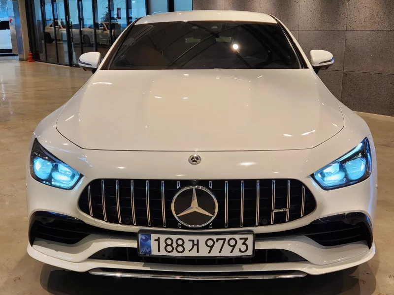 Mercedes-Benz AMG GT