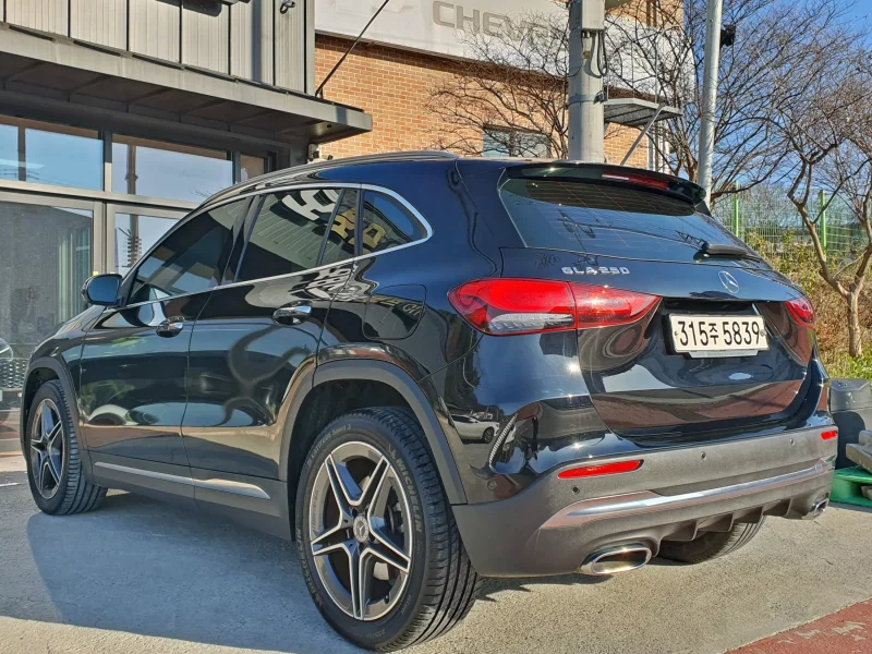Mercedes-Benz GLA-Class
