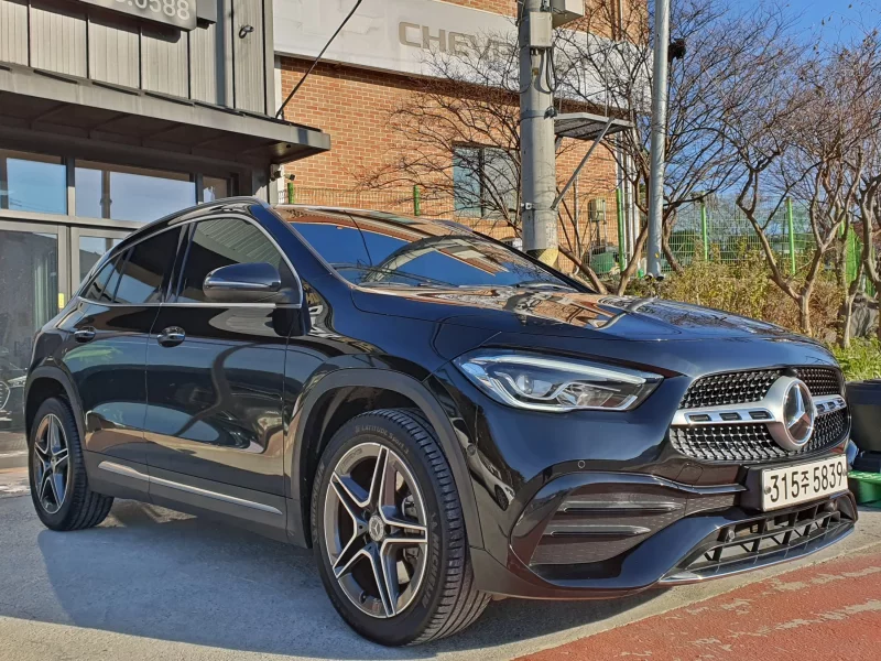 Mercedes-Benz GLA-Class