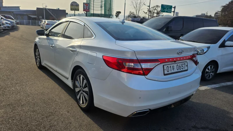 Hyundai Grandeur