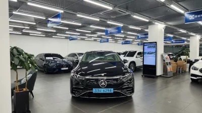 Mercedes-Benz EQS