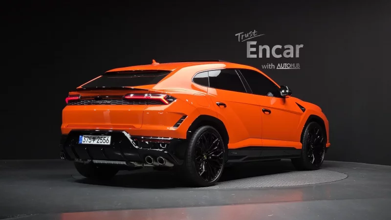 Lamborghini URUS