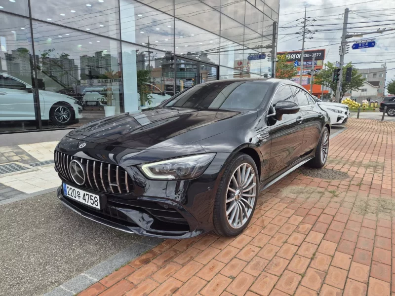 Mercedes-Benz AMG GT