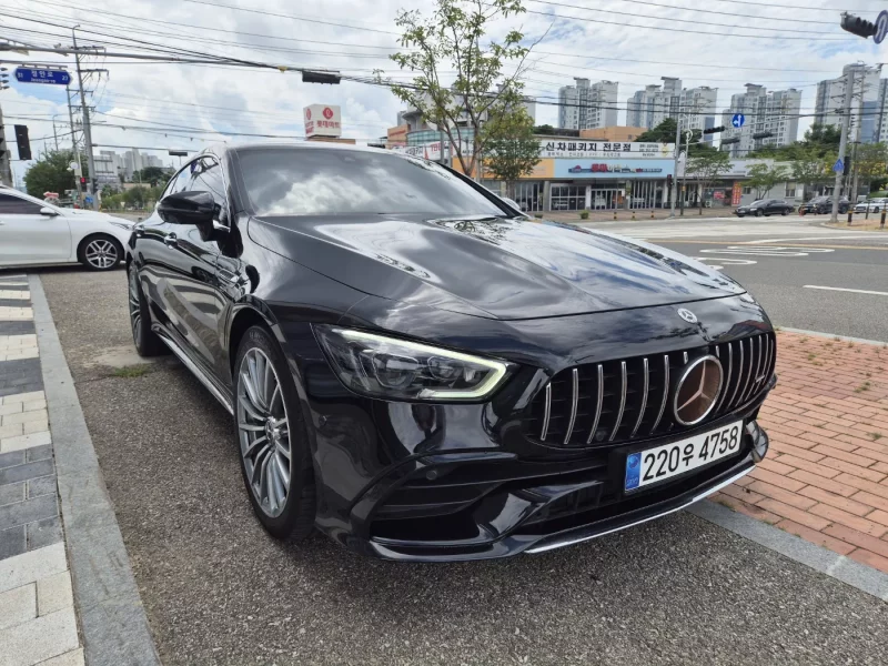 Mercedes-Benz AMG GT