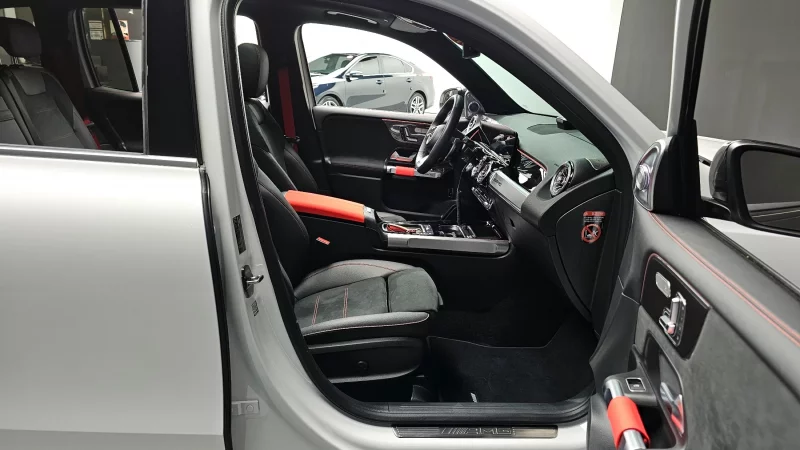 Mercedes-Benz GLB-Class