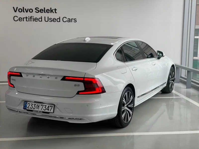 Volvo S90
