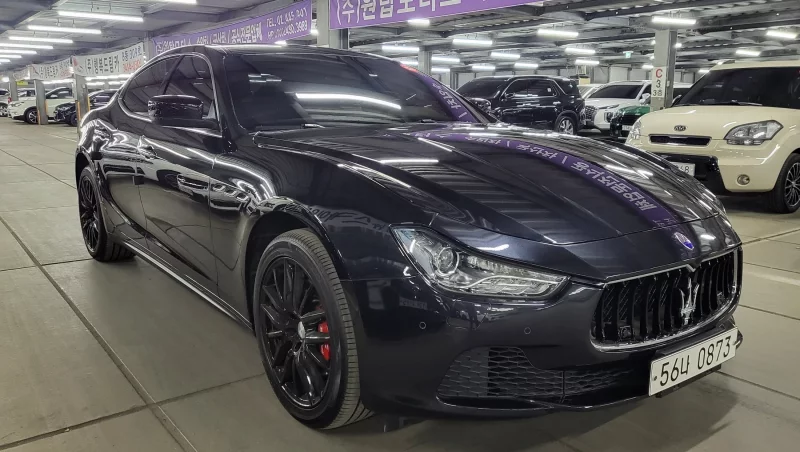 Maserati GHIBLI