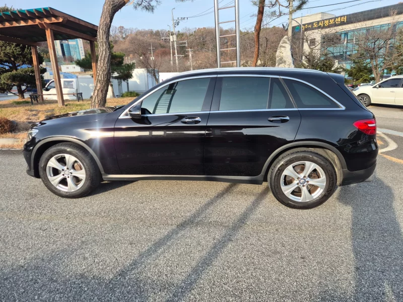 Mercedes-Benz GLC-Class
