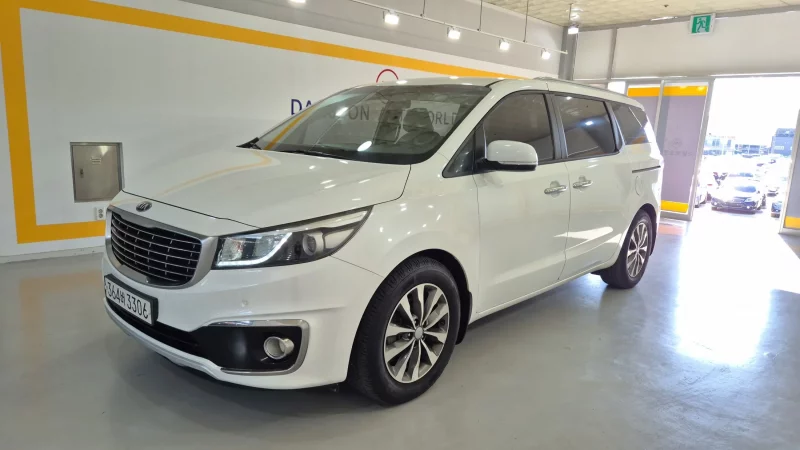 Kia Carnival