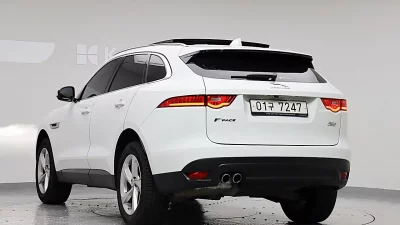 Jaguar F-PACE