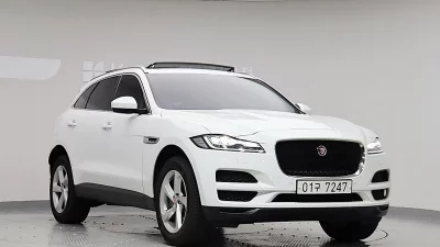 Jaguar F-PACE