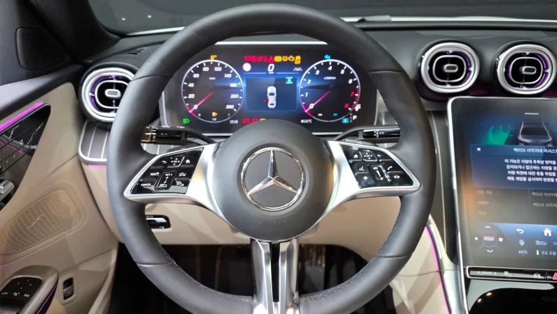 Mercedes-Benz C-Class