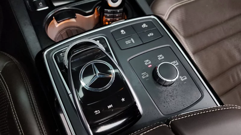 Mercedes-Benz GLE-Class