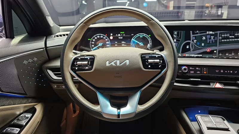 Kia K8