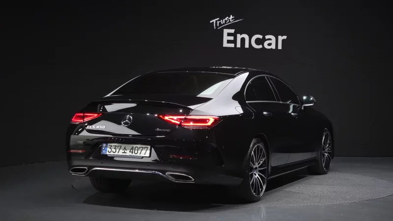 Mercedes-Benz CLS-Class