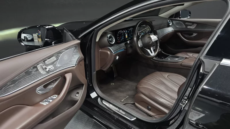 Mercedes-Benz CLS-Class