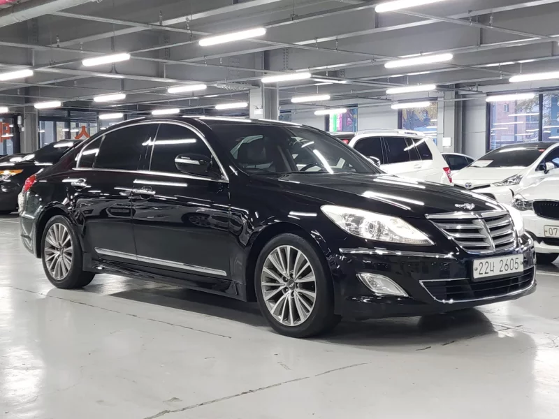 Hyundai Genesis