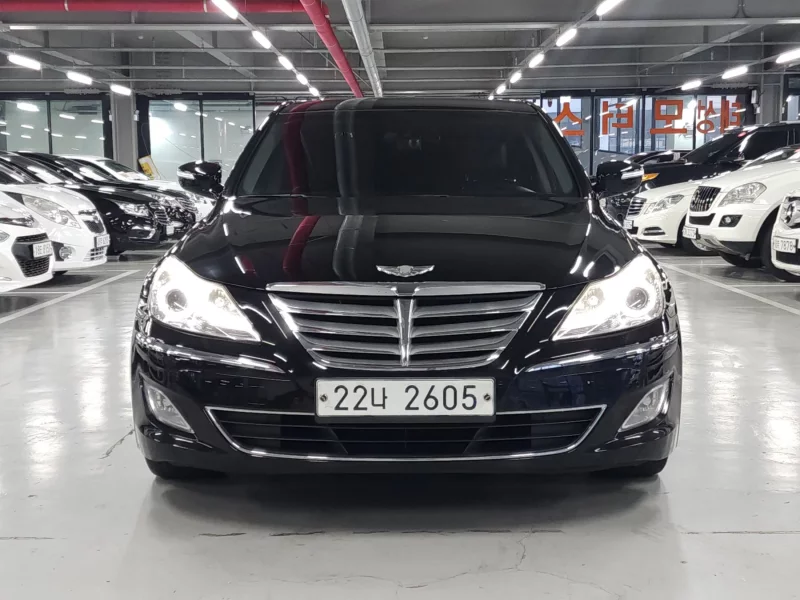 Hyundai Genesis