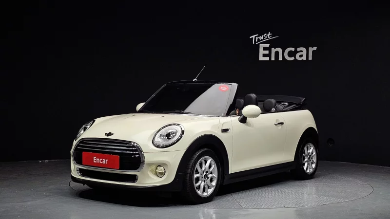 MINI Cooper Convertible