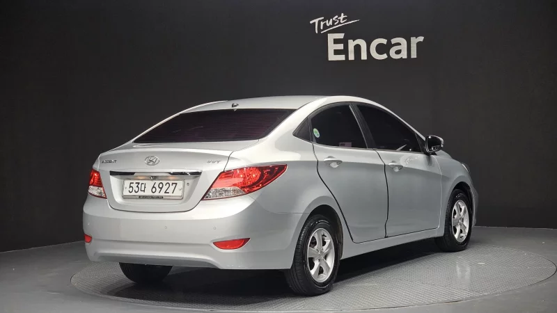 Hyundai Accent