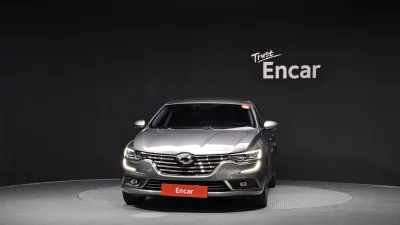 Renault SM6