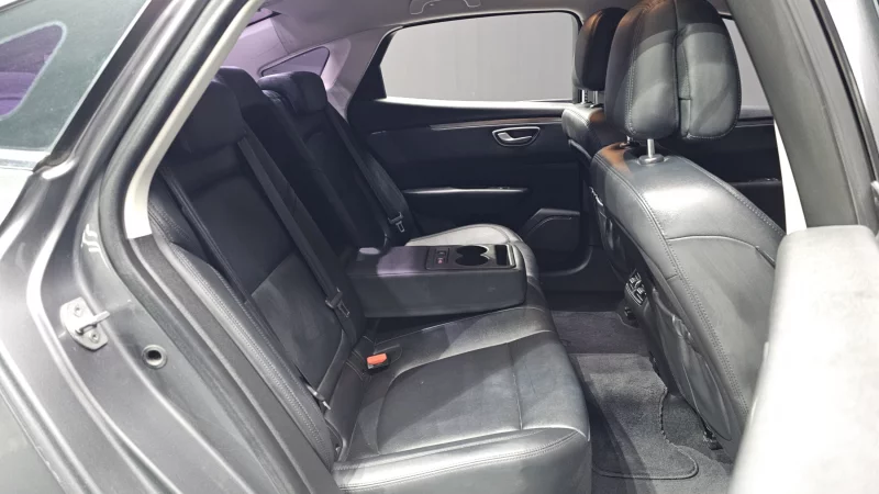 Renault SM6