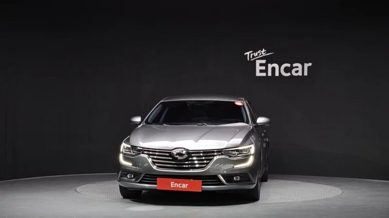 Renault SM6