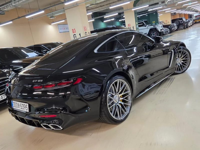 Mercedes-Benz AMG GT