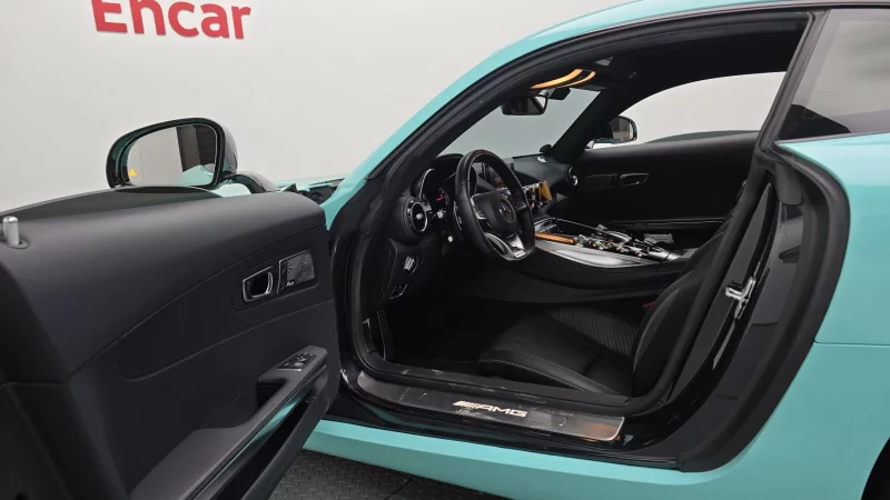 Mercedes-Benz AMG GT