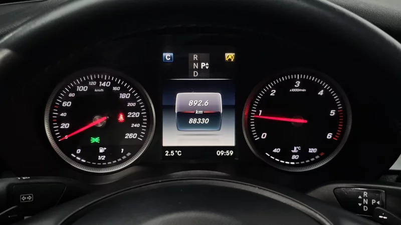 Mercedes-Benz C-Class