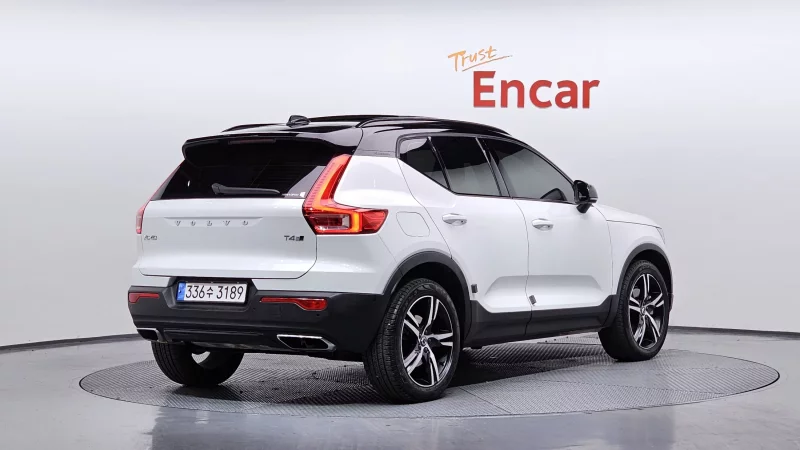 Volvo XC40