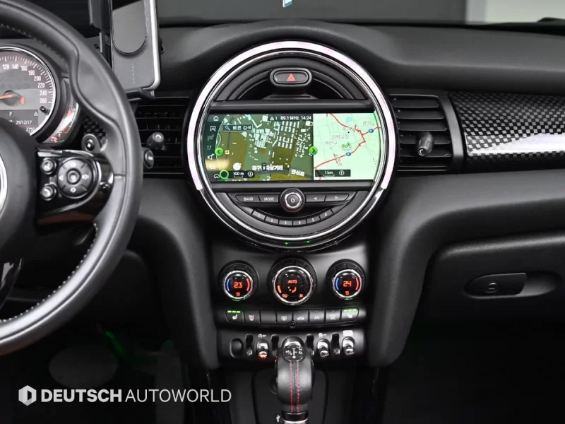 MINI Cooper Convertible