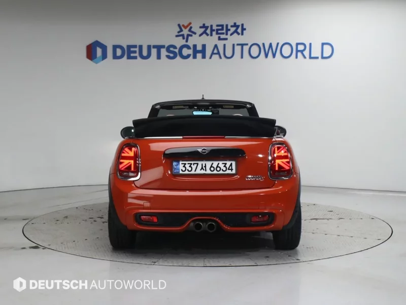 MINI Cooper Convertible