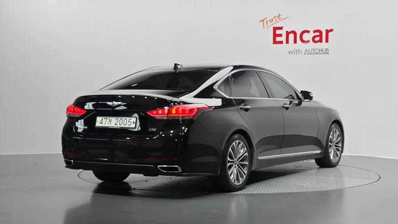 Hyundai Genesis