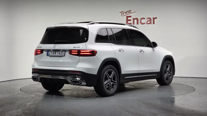 Mercedes-Benz GLB-Class