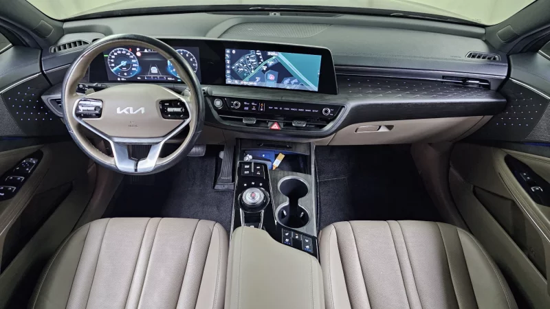 Kia K8