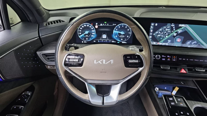 Kia K8
